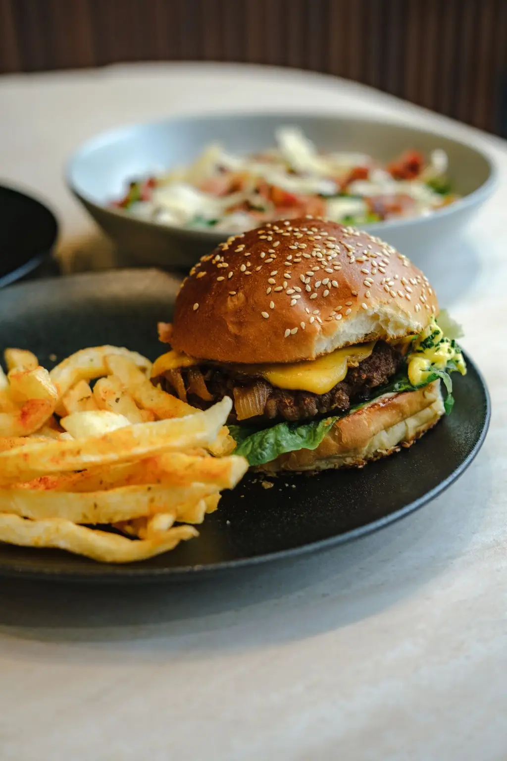 Alostro Signature Burger